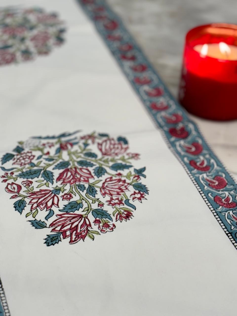 Heer Table Runner