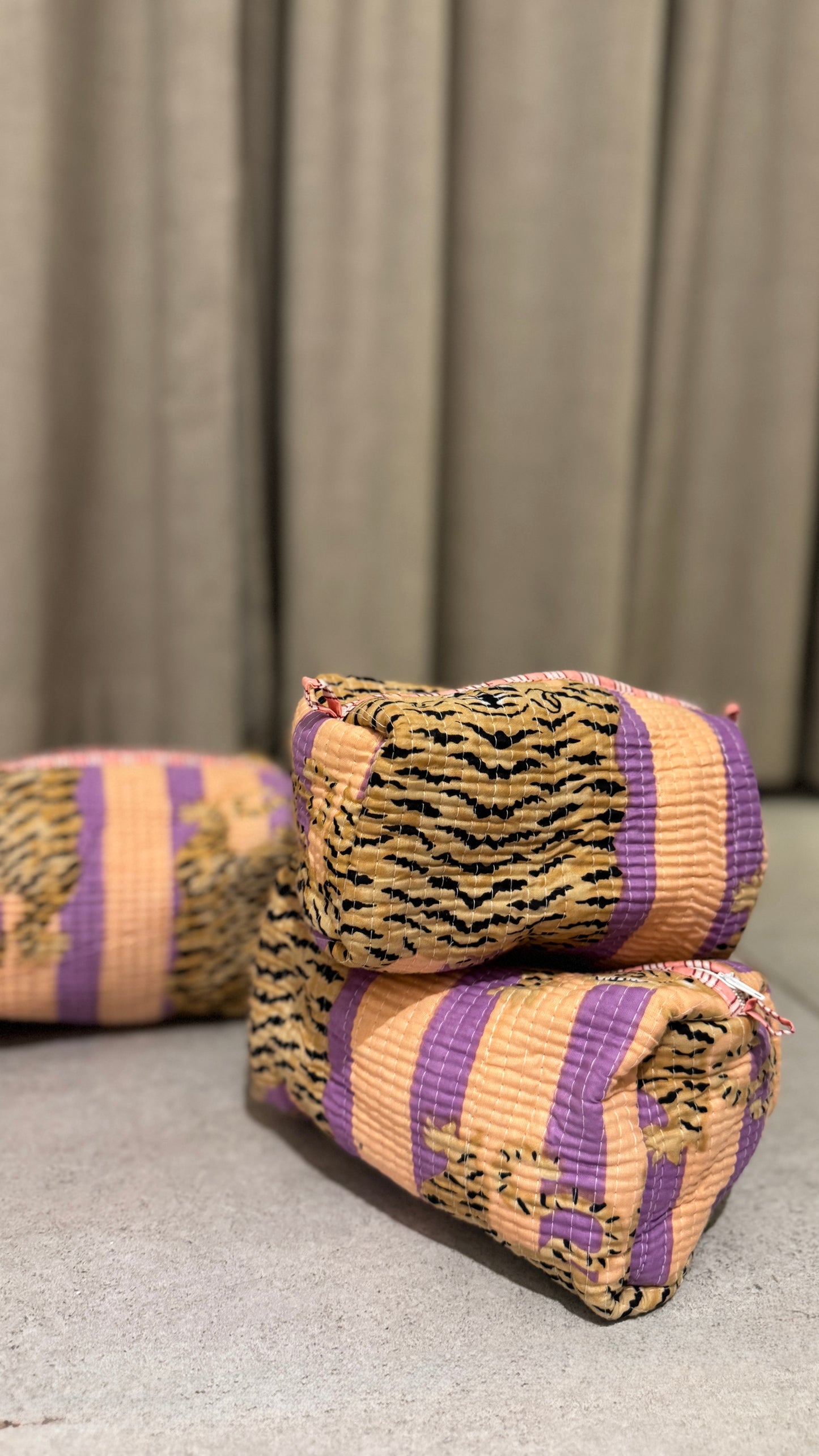 Lavender Peach Tiger Pouch Set (set of 3)