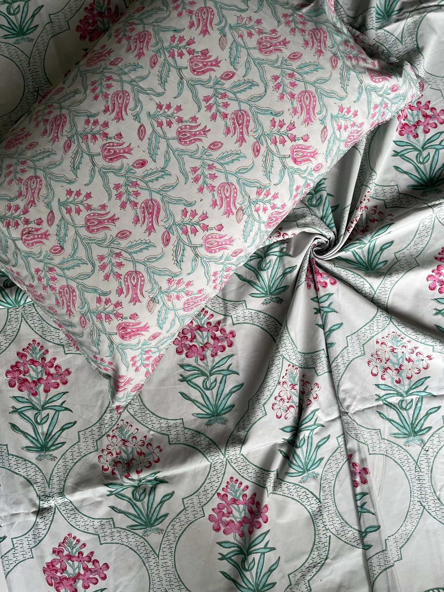 Magnolia Cotton Bedsheet