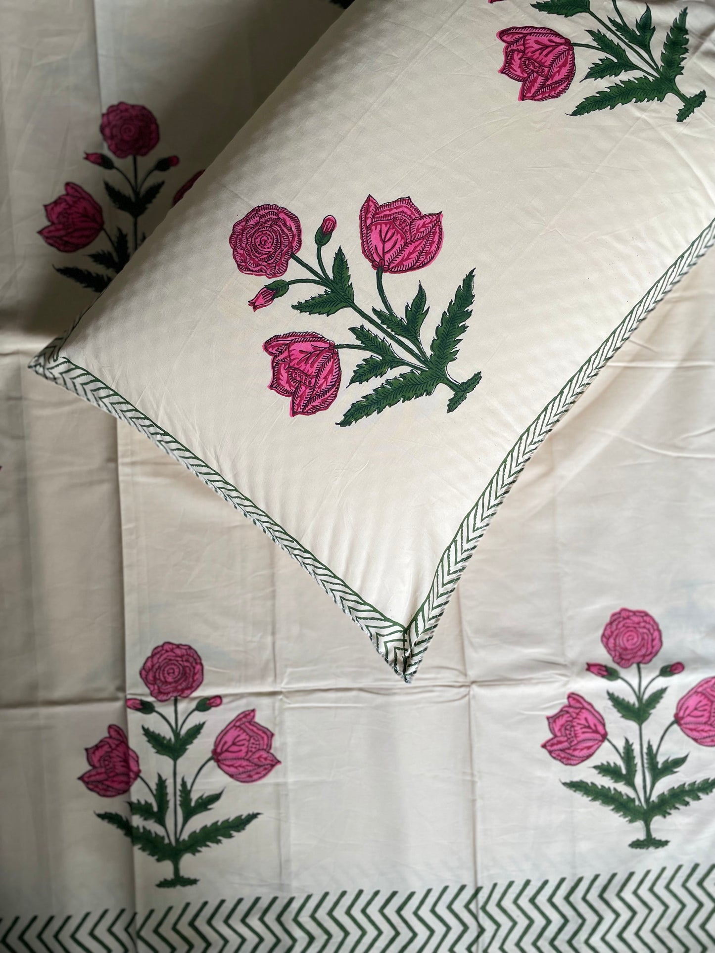 Gulaab Cotton Bedsheet