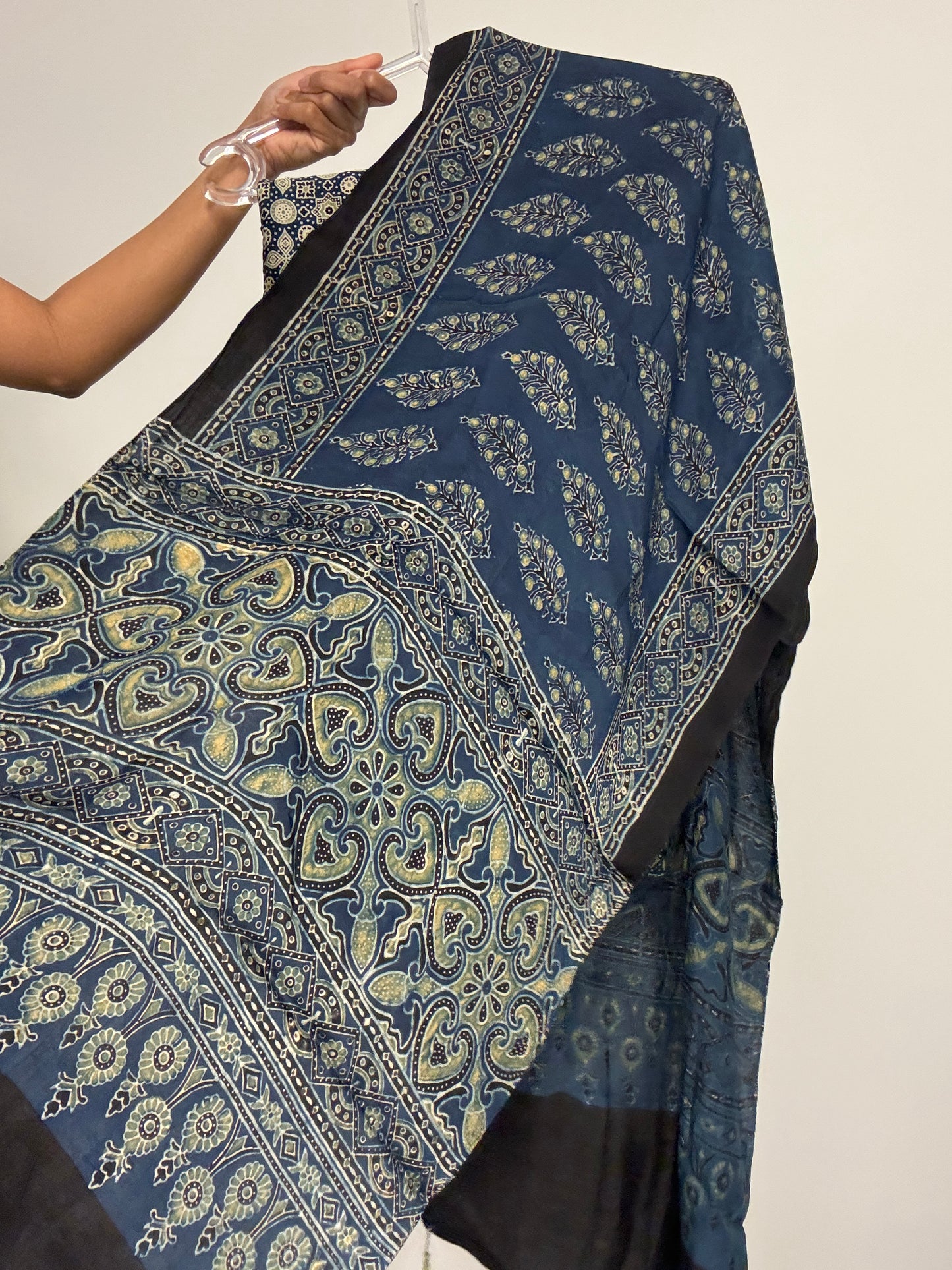 Riyana Modal Silk Fabric & Stole