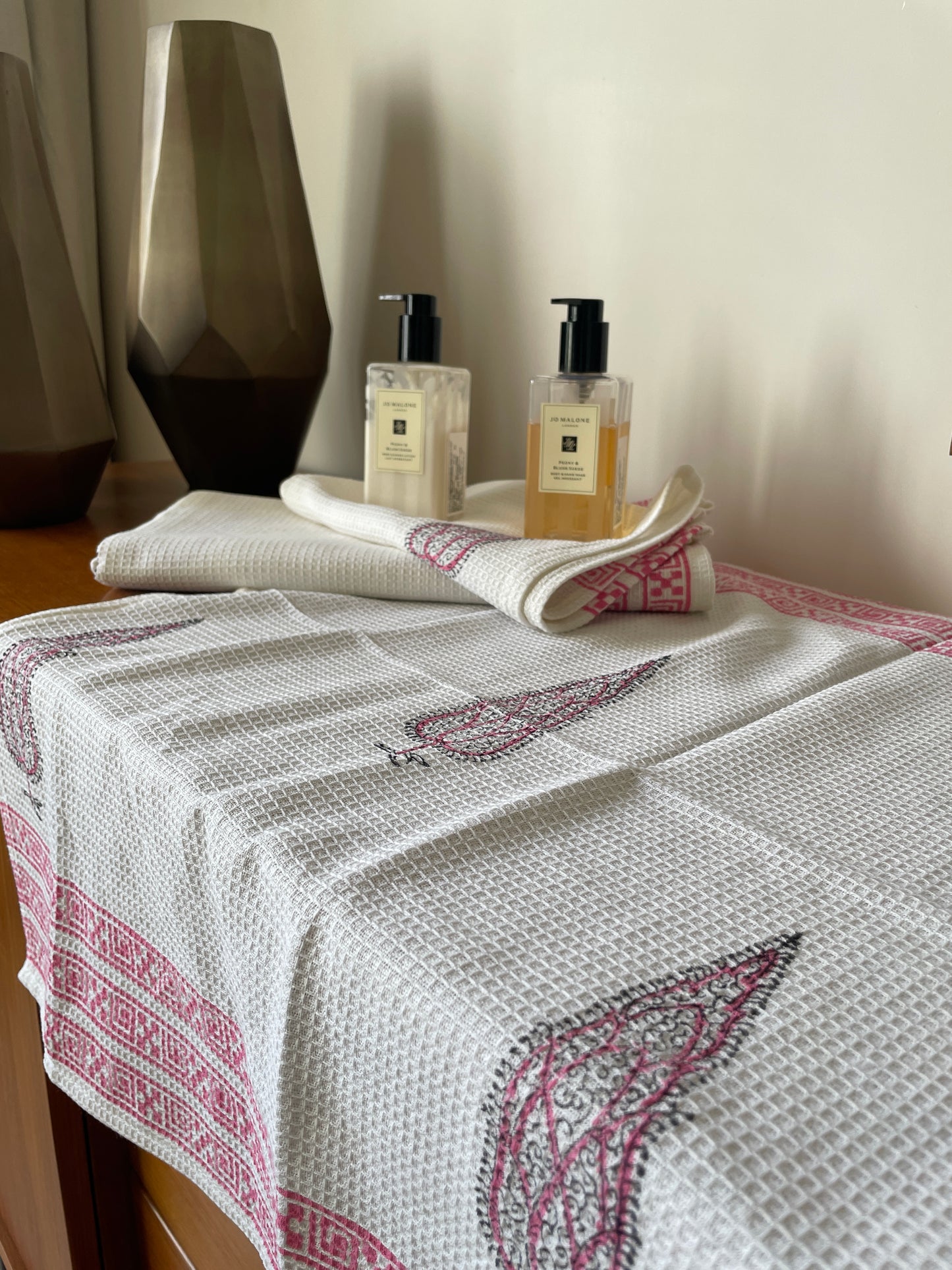 Siya Bath and Hand Towel Set