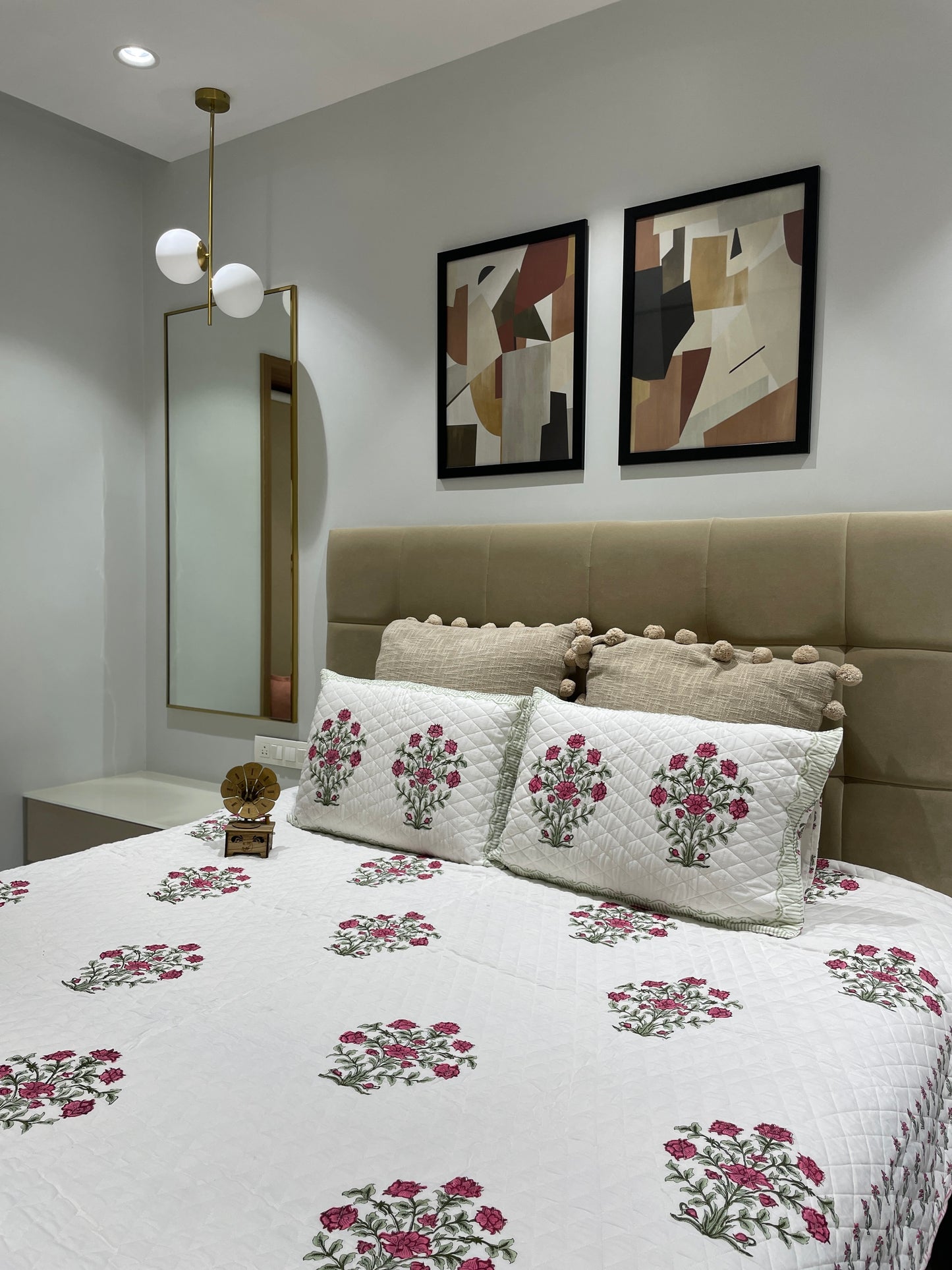 Rehana Comforter