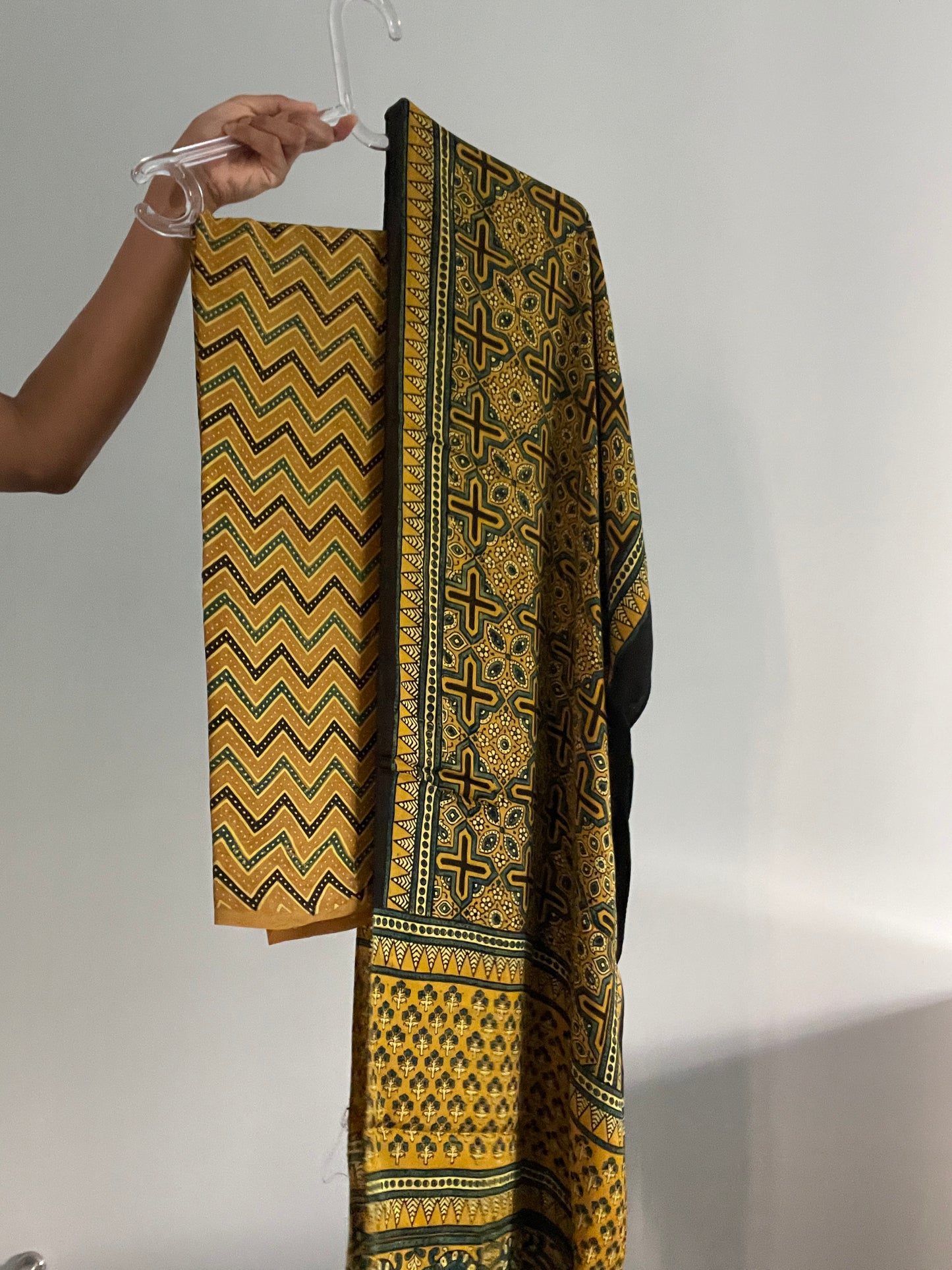 Neeti Modal Silk Fabric & Stole