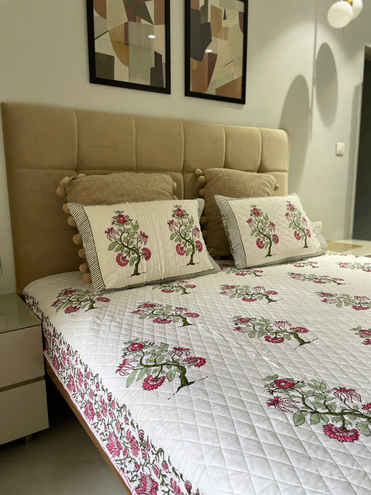 Gulaab Comforter