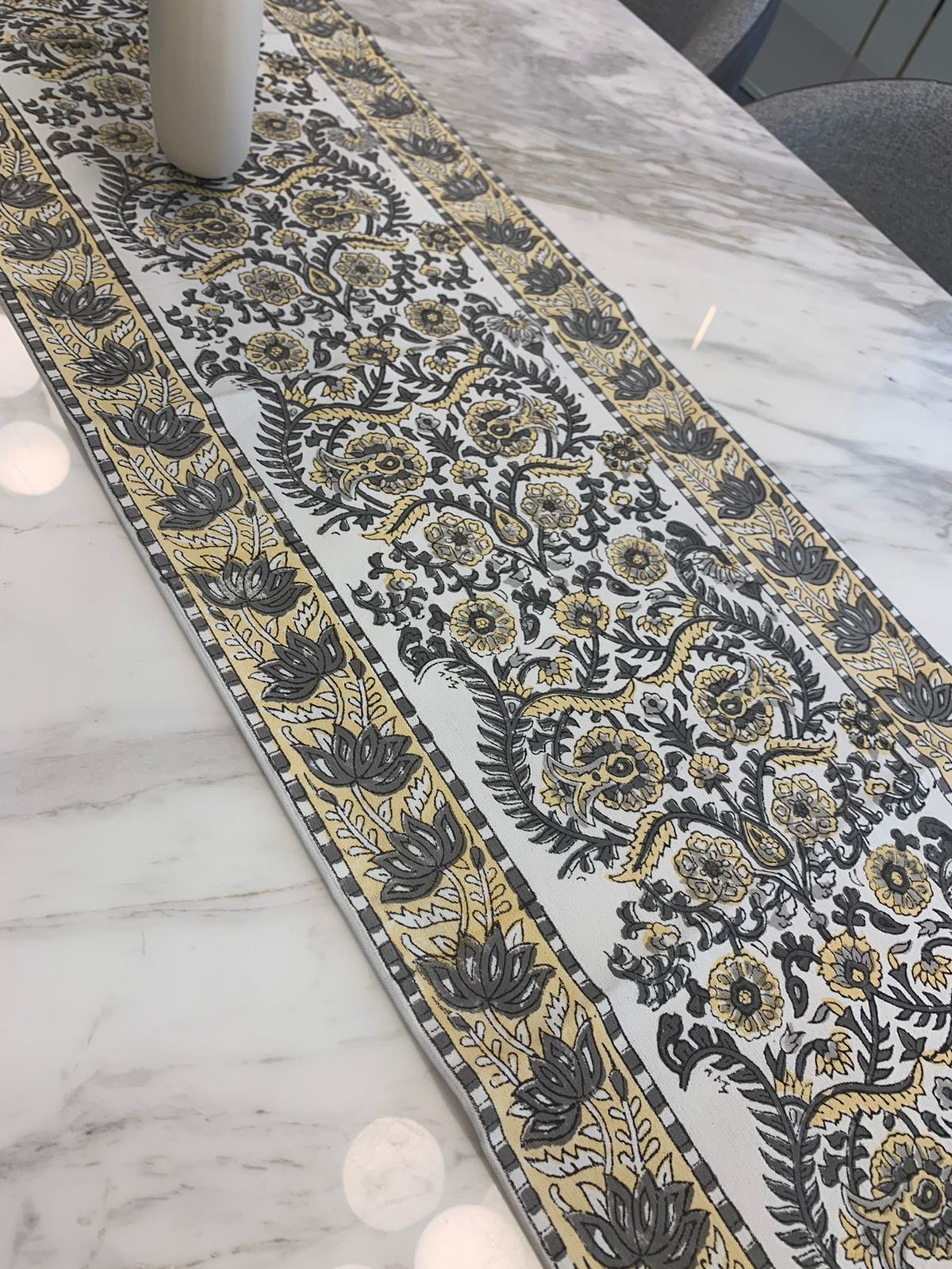 Vihaan Table Runner